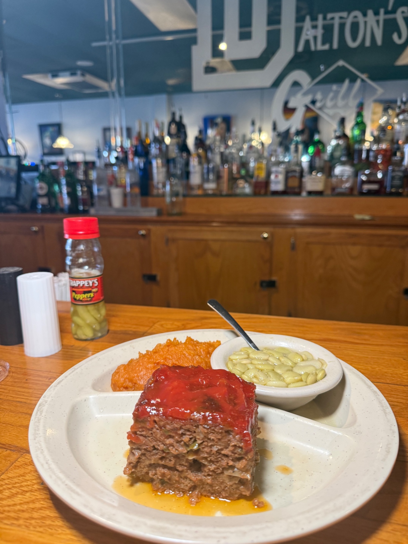 Meatloaf with sweet potatoes and lima beans